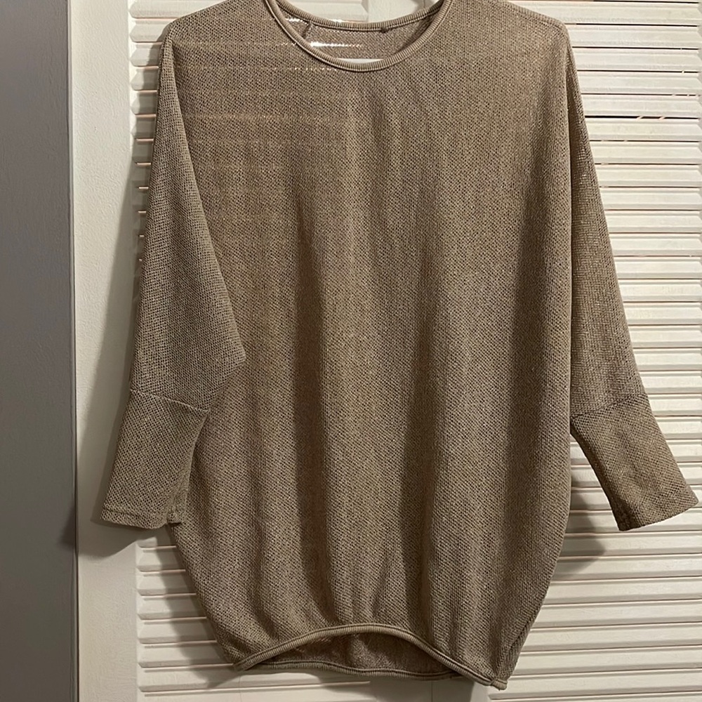 Women top